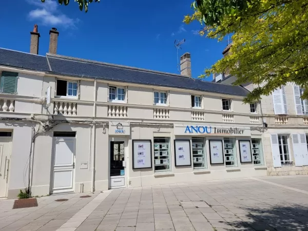 devanture agence ANOU IMMOBILIER CHARTRES